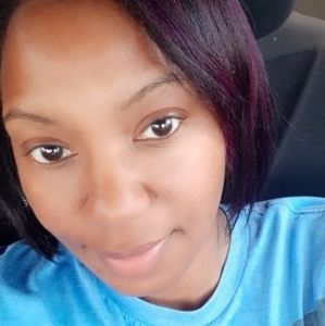Meet your Posher, Kihesha